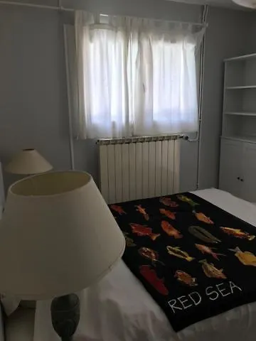 Rez De Jardin De Villa Avec Piscine Proche Mer Toulon